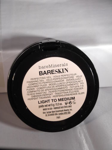 Bare Minerals Bare Skin Perfecting Veil light to medium